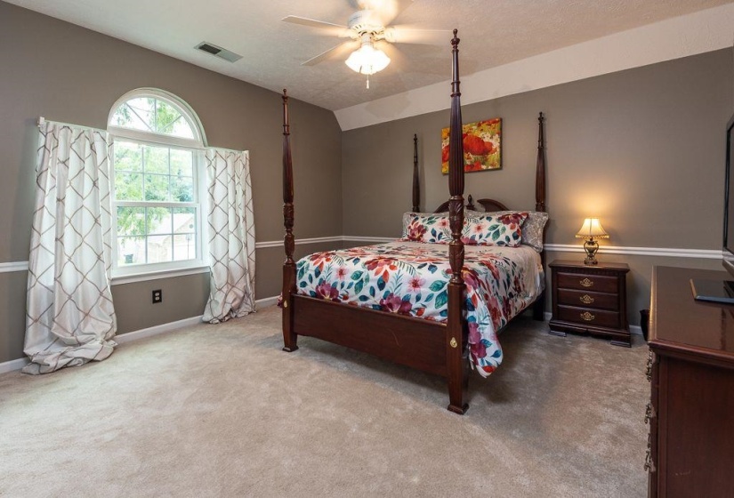 6424 HAWKS CALL LN, Bartlett, Tennessee 38135, 4 Bedrooms Bedrooms, 10 Rooms Rooms,3.1 BathroomsBathrooms,Residential,For Sale,HAWKS CALL,10224839