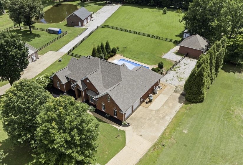 40 MACON RIDGE CV, Williston, Tennessee 38076, 4 Bedrooms Bedrooms, 9 Rooms Rooms,2.1 BathroomsBathrooms,Residential,For Sale,MACON RIDGE,10224847
