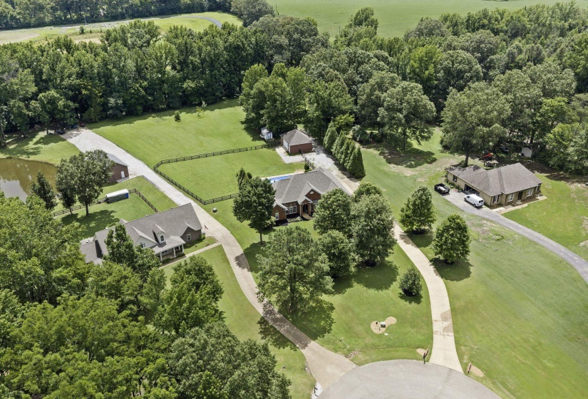 40 MACON RIDGE CV, Williston, Tennessee 38076, 4 Bedrooms Bedrooms, 9 Rooms Rooms,2.1 BathroomsBathrooms,Residential,For Sale,MACON RIDGE,10224847