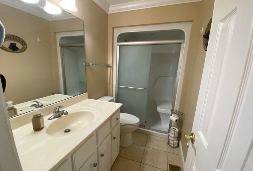 90 JAGGERS LN, Savannah, Tennessee 38372, 4 Bedrooms Bedrooms, 11 Rooms Rooms,3 BathroomsBathrooms,Residential,For Sale,JAGGERS,10224849
