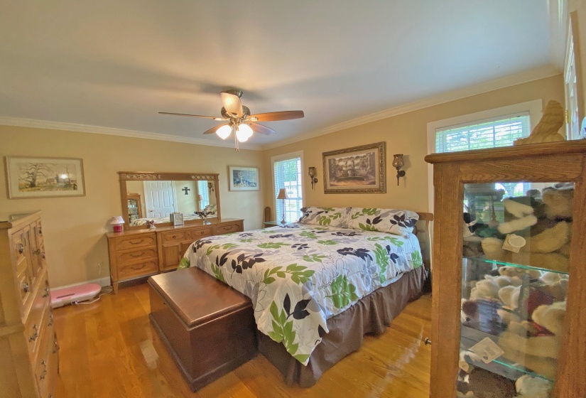 90 JAGGERS LN, Savannah, Tennessee 38372, 4 Bedrooms Bedrooms, 11 Rooms Rooms,3 BathroomsBathrooms,Residential,For Sale,JAGGERS,10224849