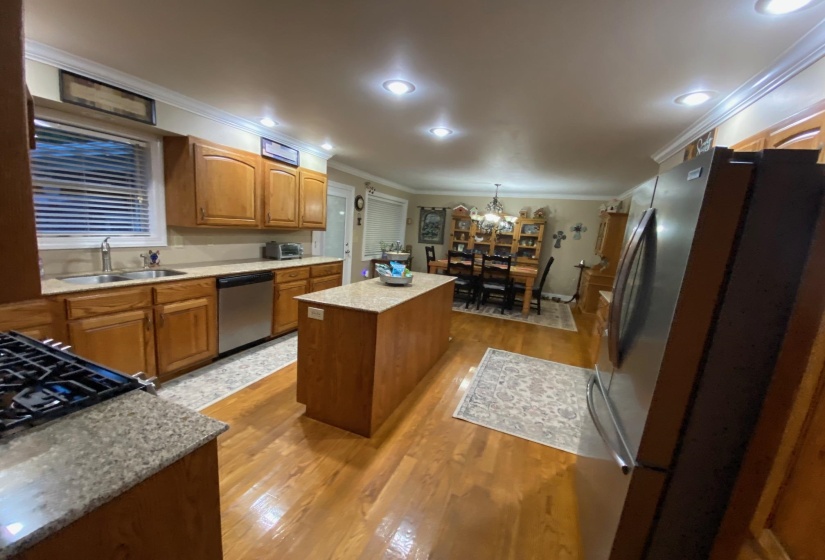 90 JAGGERS LN, Savannah, Tennessee 38372, 4 Bedrooms Bedrooms, 11 Rooms Rooms,3 BathroomsBathrooms,Residential,For Sale,JAGGERS,10224849