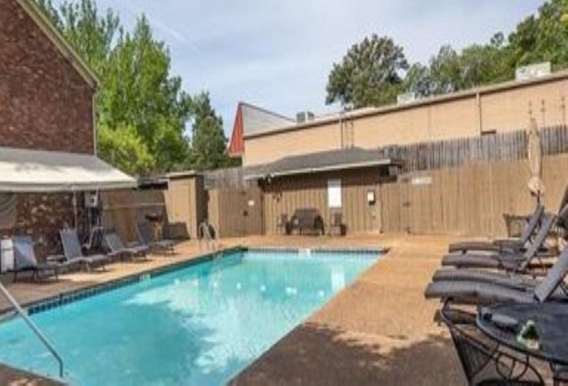 867 YATES RD, Memphis, Tennessee 38120, 2 Bedrooms Bedrooms, 6 Rooms Rooms,2.1 BathroomsBathrooms,Residential,For Sale,YATES,10224852