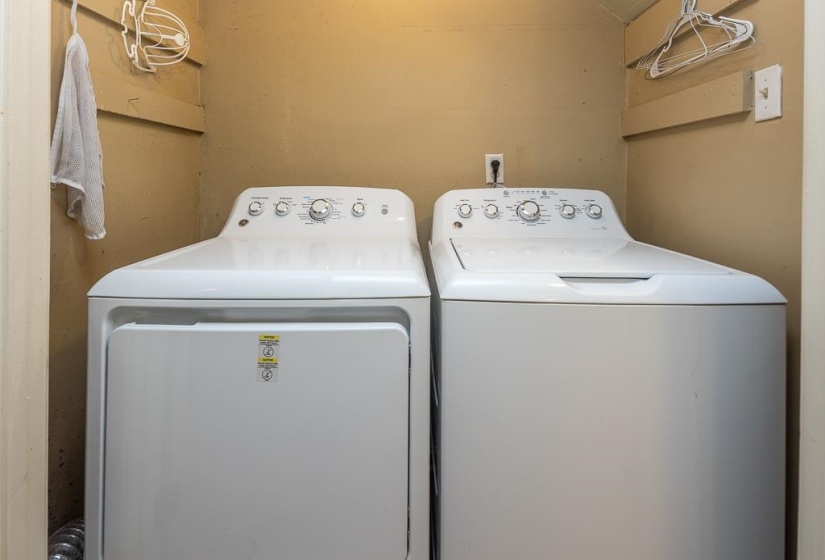 8145 HUNTERS GROVE LN, Germantown, Tennessee 38138, 3 Bedrooms Bedrooms, 6 Rooms Rooms,2.1 BathroomsBathrooms,Residential,For Sale,HUNTERS GROVE,10224855
