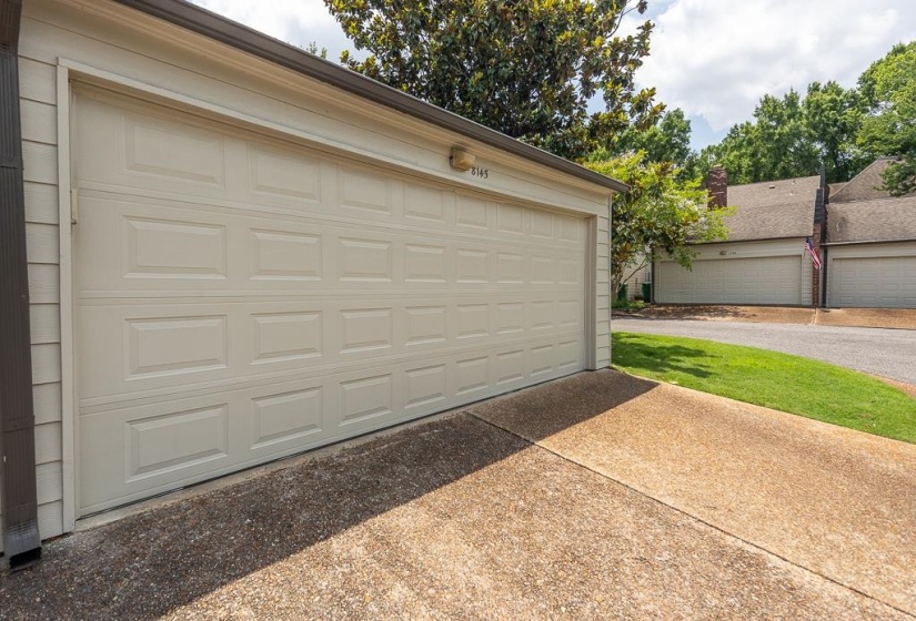 8145 HUNTERS GROVE LN, Germantown, Tennessee 38138, 3 Bedrooms Bedrooms, 6 Rooms Rooms,2.1 BathroomsBathrooms,Residential,For Sale,HUNTERS GROVE,10224855