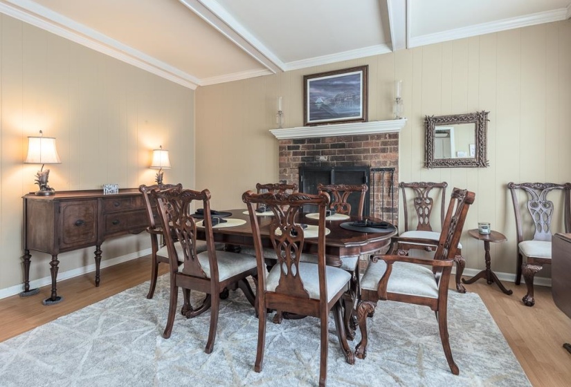 8145 HUNTERS GROVE LN, Germantown, Tennessee 38138, 3 Bedrooms Bedrooms, 6 Rooms Rooms,2.1 BathroomsBathrooms,Residential,For Sale,HUNTERS GROVE,10224855