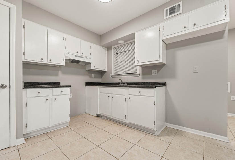 3420 GLADSTONE CV, Memphis, Tennessee 38128, 3 Bedrooms Bedrooms, 7 Rooms Rooms,1.1 BathroomsBathrooms,Residential,For Sale,GLADSTONE,10224857