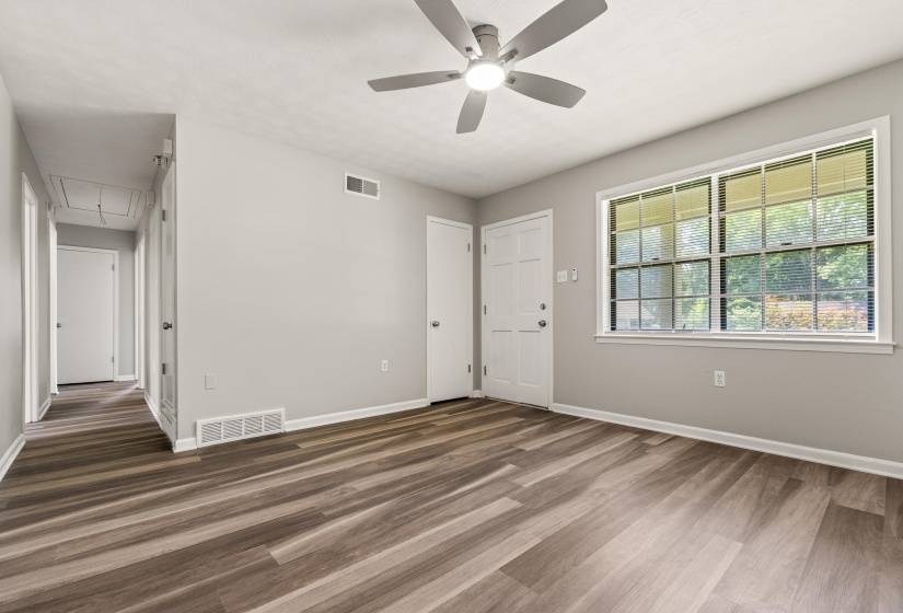 3420 GLADSTONE CV, Memphis, Tennessee 38128, 3 Bedrooms Bedrooms, 7 Rooms Rooms,1.1 BathroomsBathrooms,Residential,For Sale,GLADSTONE,10224857