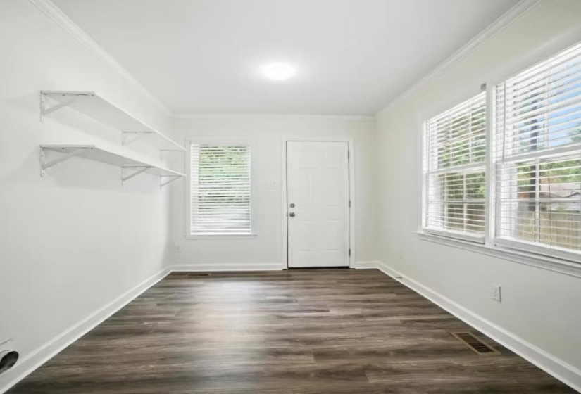473 VAUGHN RD, Memphis, Tennessee 38122, 3 Bedrooms Bedrooms, 6 Rooms Rooms,2 BathroomsBathrooms,Residential,For Sale,VAUGHN,10195303
