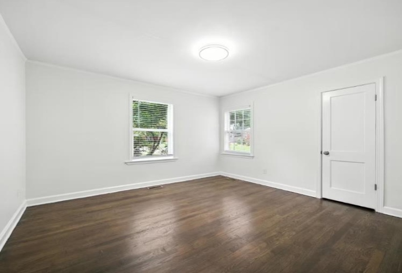 473 VAUGHN RD, Memphis, Tennessee 38122, 3 Bedrooms Bedrooms, 6 Rooms Rooms,2 BathroomsBathrooms,Residential,For Sale,VAUGHN,10195303