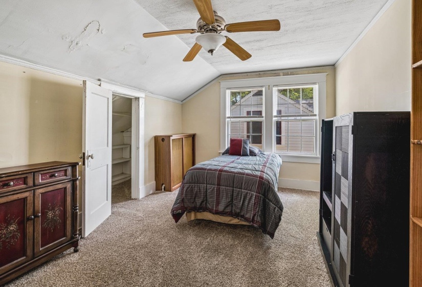 703 EVERGREEN ST, Memphis, Tennessee 38107, 3 Bedrooms Bedrooms, ,2 BathroomsBathrooms,Duplexes,For Sale,EVERGREEN,10224879