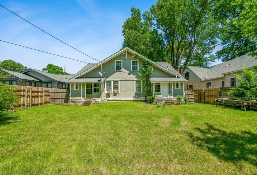 703 EVERGREEN ST, Memphis, Tennessee 38107, 3 Bedrooms Bedrooms, ,2 BathroomsBathrooms,Duplexes,For Sale,EVERGREEN,10224879