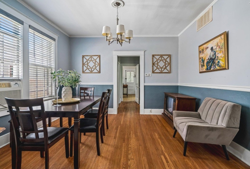 703 EVERGREEN ST, Memphis, Tennessee 38107, 3 Bedrooms Bedrooms, ,2 BathroomsBathrooms,Duplexes,For Sale,EVERGREEN,10224879