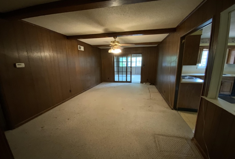 3731 HELMWOOD ST, Memphis, Tennessee 38127, 3 Bedroom Bedrooms, 7 Room Rooms,1.1 BathroomBathrooms,Residential,For Sale,HELMWOOD,0,10219384