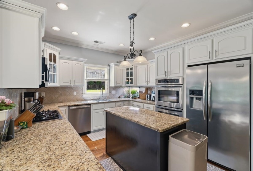 10245 BABBLING BROOK CV, Lakeland, Tennessee 38002, 5 Bedroom Bedrooms, 9 Room Rooms,3 BathroomBathrooms,Residential,For Sale,BABBLING BROOK,0,10221154