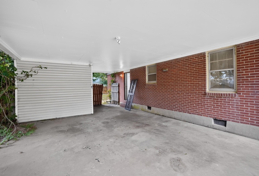 3285 BEECHMONT ST, Memphis, Tennessee 38127, 3 Bedrooms Bedrooms, 6 Rooms Rooms,1 BathroomBathrooms,Residential,For Sale,BEECHMONT,10224860