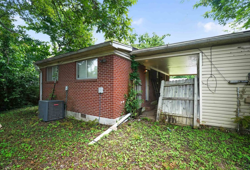 3285 BEECHMONT ST, Memphis, Tennessee 38127, 3 Bedrooms Bedrooms, 6 Rooms Rooms,1 BathroomBathrooms,Residential,For Sale,BEECHMONT,10224860