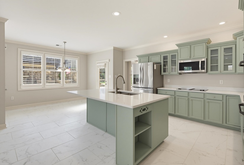 1817 LILES LN, Collierville, Tennessee 38017, 4 Bedrooms Bedrooms, 10 Rooms Rooms,3.1 BathroomsBathrooms,Residential,For Sale,LILES,10224861