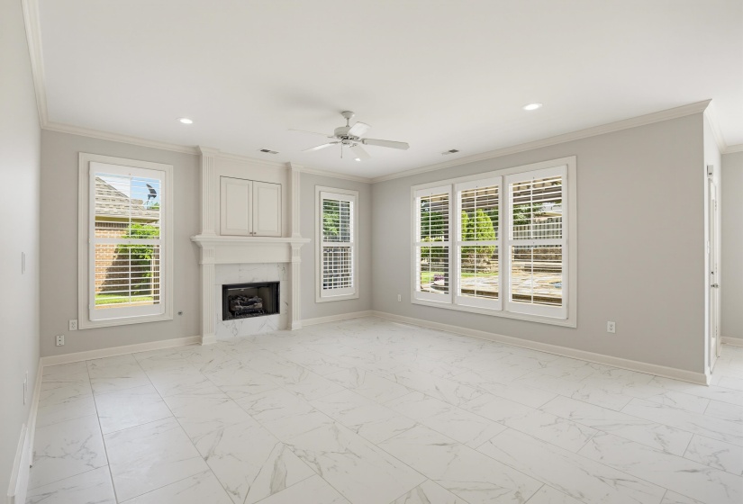 1817 LILES LN, Collierville, Tennessee 38017, 4 Bedrooms Bedrooms, 10 Rooms Rooms,3.1 BathroomsBathrooms,Residential,For Sale,LILES,10224861