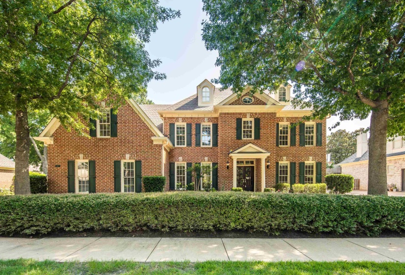 1817 LILES LN, Collierville, Tennessee 38017, 4 Bedrooms Bedrooms, 10 Rooms Rooms,3.1 BathroomsBathrooms,Residential,For Sale,LILES,10224861