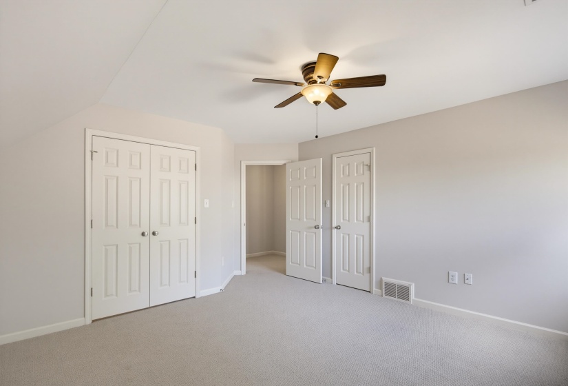 1817 LILES LN, Collierville, Tennessee 38017, 4 Bedrooms Bedrooms, 10 Rooms Rooms,3.1 BathroomsBathrooms,Residential,For Sale,LILES,10224861