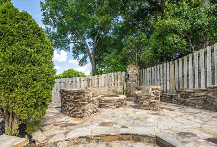 1817 LILES LN, Collierville, Tennessee 38017, 4 Bedrooms Bedrooms, 10 Rooms Rooms,3.1 BathroomsBathrooms,Residential,For Sale,LILES,10224861
