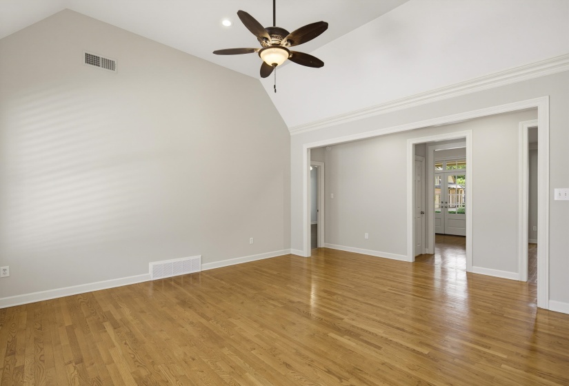 1817 LILES LN, Collierville, Tennessee 38017, 4 Bedrooms Bedrooms, 10 Rooms Rooms,3.1 BathroomsBathrooms,Residential,For Sale,LILES,10224861