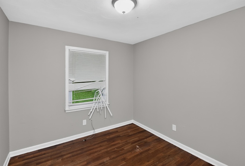 3994 LEECH RD, Memphis, Tennessee 38109, 3 Bedrooms Bedrooms, 6 Rooms Rooms,1 BathroomBathrooms,Residential,For Sale,LEECH,10224865