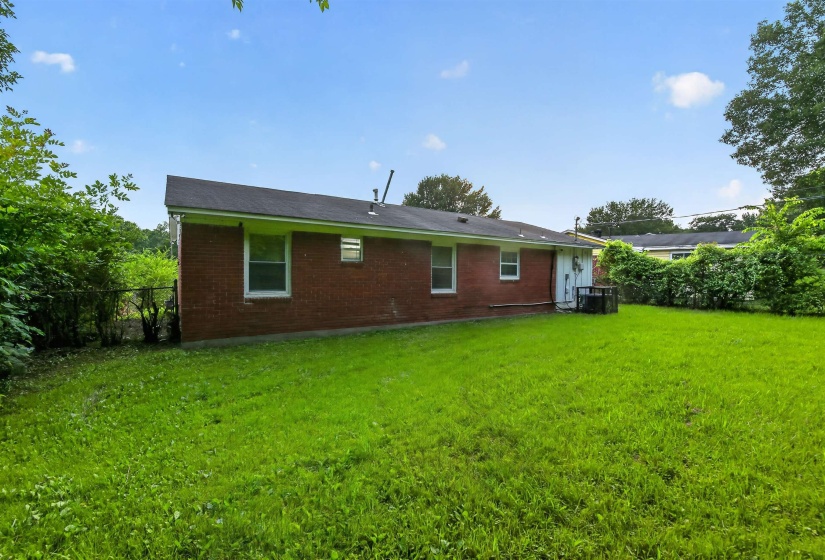 3994 LEECH RD, Memphis, Tennessee 38109, 3 Bedrooms Bedrooms, 6 Rooms Rooms,1 BathroomBathrooms,Residential,For Sale,LEECH,10224865