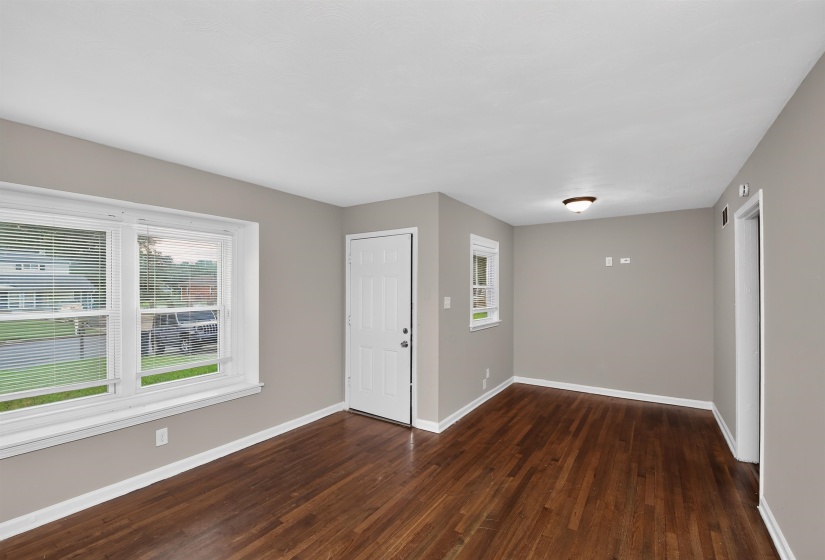 3994 LEECH RD, Memphis, Tennessee 38109, 3 Bedrooms Bedrooms, 6 Rooms Rooms,1 BathroomBathrooms,Residential,For Sale,LEECH,10224865