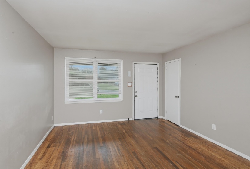 4622 WINDWARD DR, Memphis, Tennessee 38109, 3 Bedrooms Bedrooms, 5 Rooms Rooms,1 BathroomBathrooms,Residential,For Sale,WINDWARD,10224866
