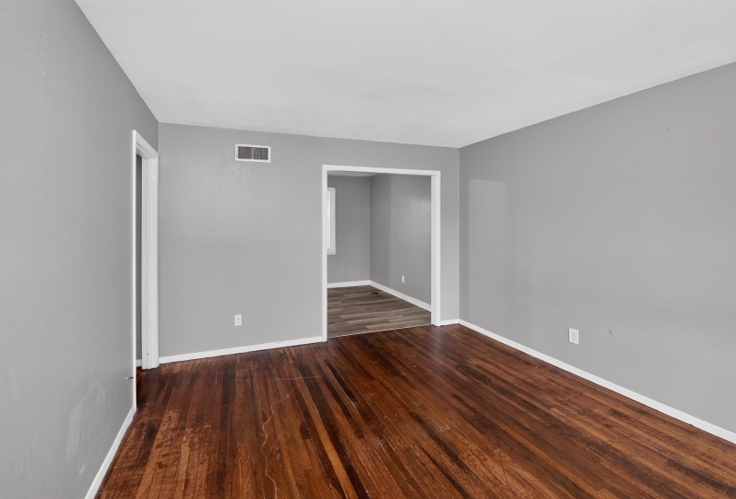 4622 WINDWARD DR, Memphis, Tennessee 38109, 3 Bedrooms Bedrooms, 5 Rooms Rooms,1 BathroomBathrooms,Residential,For Sale,WINDWARD,10224866
