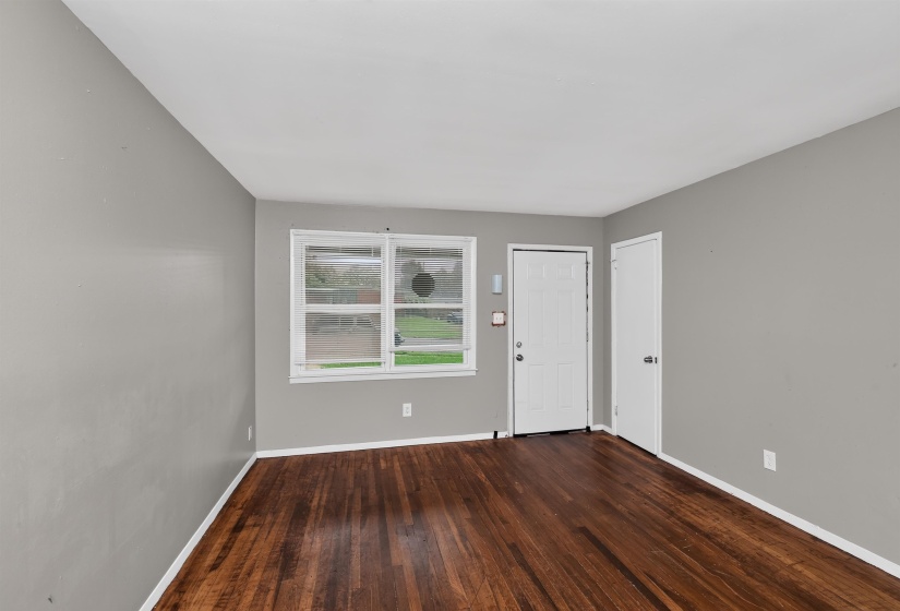 4622 WINDWARD DR, Memphis, Tennessee 38109, 3 Bedrooms Bedrooms, 5 Rooms Rooms,1 BathroomBathrooms,Residential,For Sale,WINDWARD,10224866