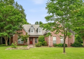 130 WOODMONT DR, Eads, Tennessee 38028, 5 Bedrooms Bedrooms, 11 Rooms Rooms,3.1 BathroomsBathrooms,Residential,For Sale,WOODMONT,10224871