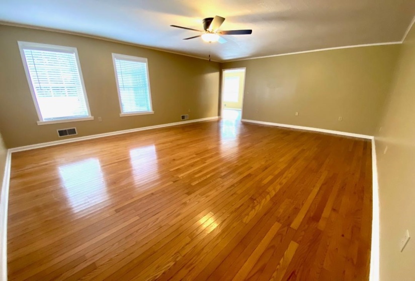 1535 CHRISTINE CV, Covington, Tennessee 38019, 3 Bedrooms Bedrooms, 9 Rooms Rooms,2 BathroomsBathrooms,Residential,For Sale,CHRISTINE,10224873