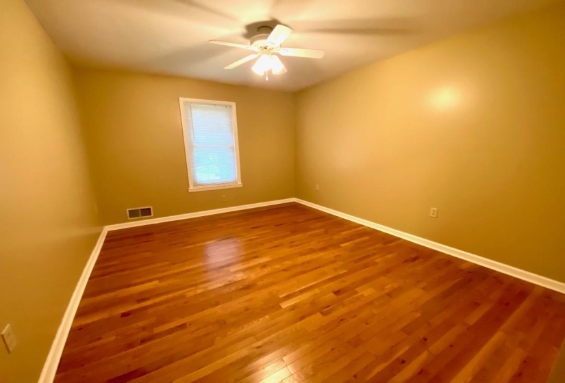1535 CHRISTINE CV, Covington, Tennessee 38019, 3 Bedrooms Bedrooms, 9 Rooms Rooms,2 BathroomsBathrooms,Residential,For Sale,CHRISTINE,10224873
