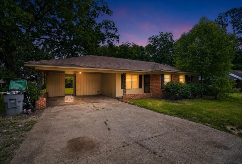 4424 MICKEY DR, Memphis, Tennessee 38116, 3 Bedrooms Bedrooms, 6 Rooms Rooms,2 BathroomsBathrooms,Residential,For Sale,MICKEY,10224874