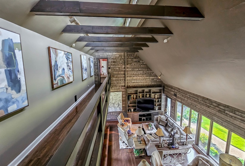8332 COUNTRYWOOD FWY, Memphis, Tennessee 38016, 4 Bedrooms Bedrooms, 11 Rooms Rooms,4.2 BathroomsBathrooms,Residential,For Sale,COUNTRYWOOD,10224882