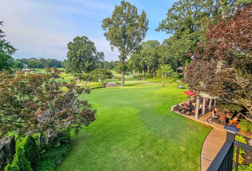 8332 COUNTRYWOOD FWY, Memphis, Tennessee 38016, 4 Bedrooms Bedrooms, 11 Rooms Rooms,4.2 BathroomsBathrooms,Residential,For Sale,COUNTRYWOOD,10224882