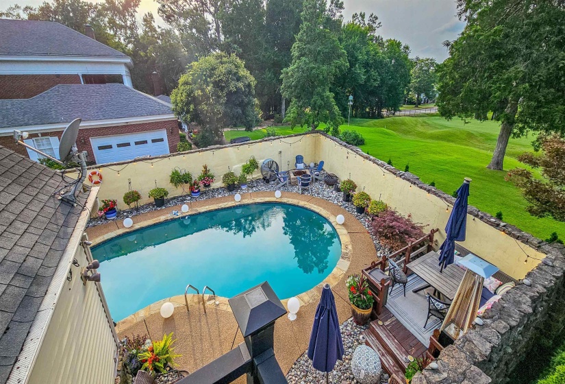 8332 COUNTRYWOOD FWY, Memphis, Tennessee 38016, 4 Bedrooms Bedrooms, 11 Rooms Rooms,4.2 BathroomsBathrooms,Residential,For Sale,COUNTRYWOOD,10224882