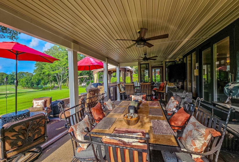 8332 COUNTRYWOOD FWY, Memphis, Tennessee 38016, 4 Bedrooms Bedrooms, 11 Rooms Rooms,4.2 BathroomsBathrooms,Residential,For Sale,COUNTRYWOOD,10224882
