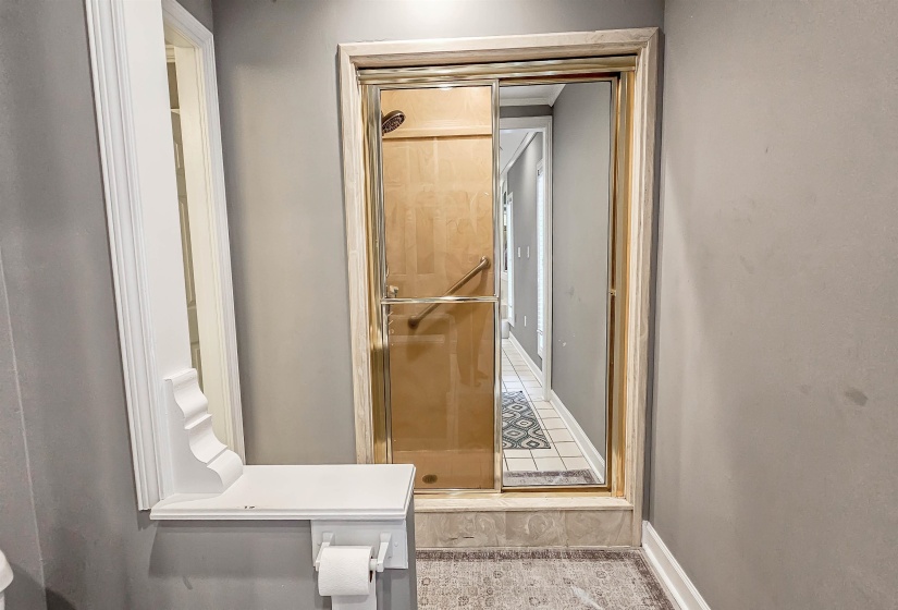 2455 SURREYHILL PL, Memphis, Tennessee 38016, 5 Bedrooms Bedrooms, 10 Rooms Rooms,3.1 BathroomsBathrooms,Residential,For Sale,SURREYHILL,10224883