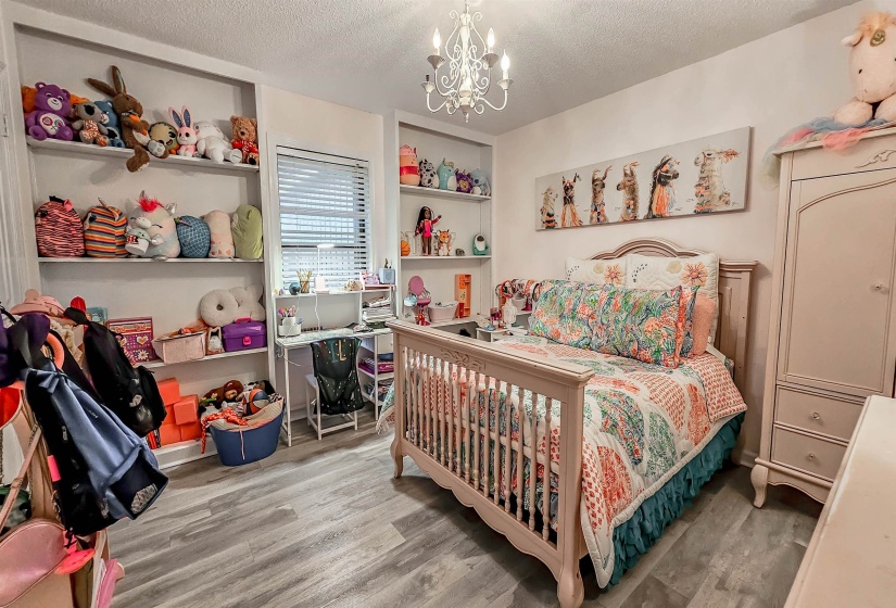2455 SURREYHILL PL, Memphis, Tennessee 38016, 5 Bedrooms Bedrooms, 10 Rooms Rooms,3.1 BathroomsBathrooms,Residential,For Sale,SURREYHILL,10224883