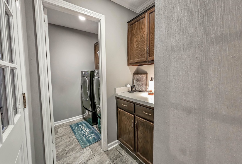 2455 SURREYHILL PL, Memphis, Tennessee 38016, 5 Bedrooms Bedrooms, 10 Rooms Rooms,3.1 BathroomsBathrooms,Residential,For Sale,SURREYHILL,10224883