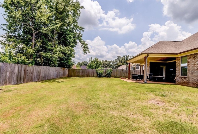4684 KINGS FOREST DR, Bartlett, Tennessee 38135, 5 Bedrooms Bedrooms, 11 Rooms Rooms,3 BathroomsBathrooms,Residential,For Sale,KINGS FOREST,10224889