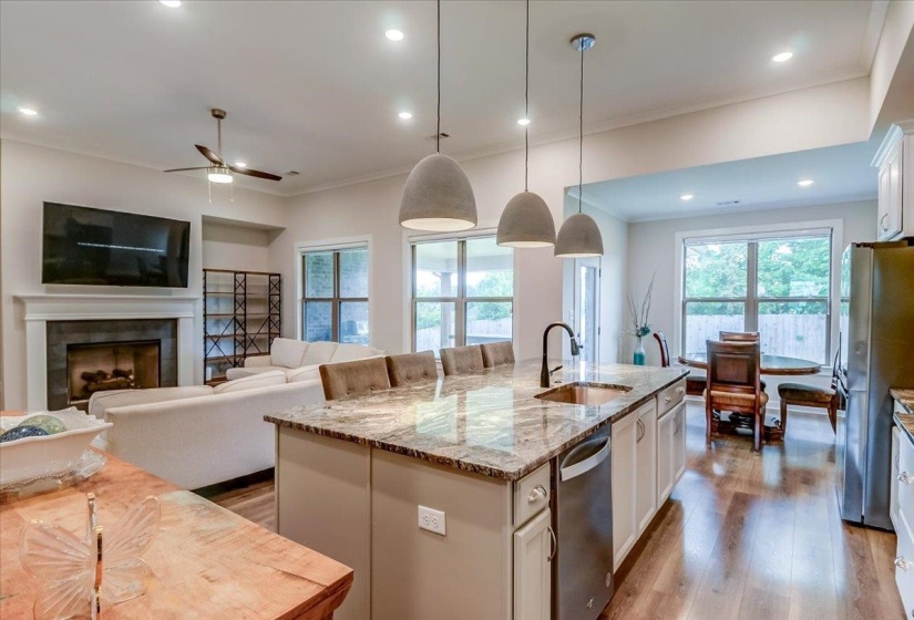 4684 KINGS FOREST DR, Bartlett, Tennessee 38135, 5 Bedrooms Bedrooms, 11 Rooms Rooms,3 BathroomsBathrooms,Residential,For Sale,KINGS FOREST,10224889
