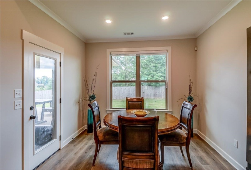 4684 KINGS FOREST DR, Bartlett, Tennessee 38135, 5 Bedrooms Bedrooms, 11 Rooms Rooms,3 BathroomsBathrooms,Residential,For Sale,KINGS FOREST,10224889