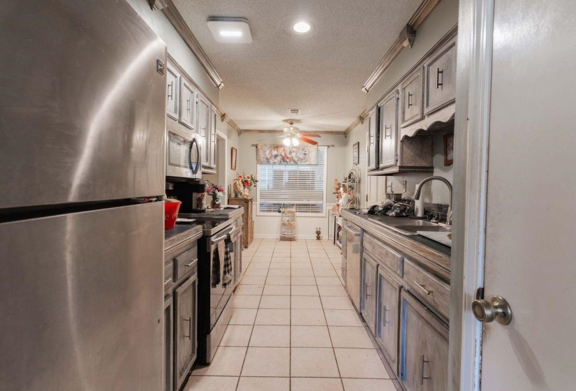 3527 VENSON DR, Bartlett, Tennessee 38135, 3 Bedrooms Bedrooms, 7 Rooms Rooms,2 BathroomsBathrooms,Residential,For Sale,VENSON,10224890