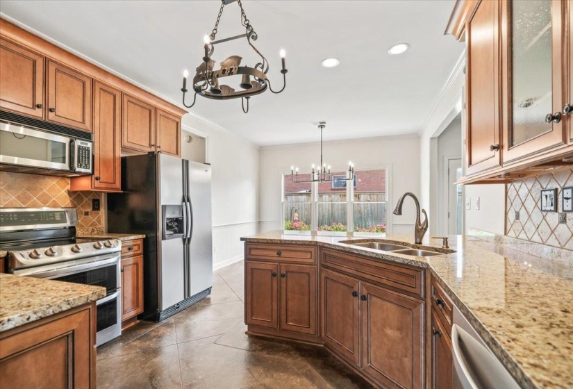 1671 FORSYTHE TRAIL TRL, Collierville, Tennessee 38017, 4 Bedrooms Bedrooms, 8 Rooms Rooms,2.1 BathroomsBathrooms,Residential,For Sale,FORSYTHE TRAIL,10224891