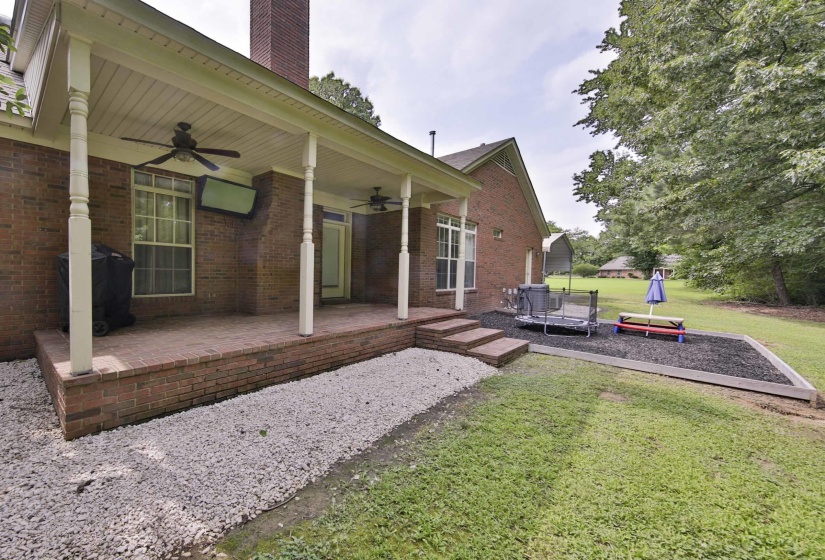 104 MILLER RD, Covington, Tennessee 38019, 3 Bedroom Bedrooms, 7 Room Rooms,2.1 BathroomBathrooms,Residential,For Sale,MILLER,0,10224893